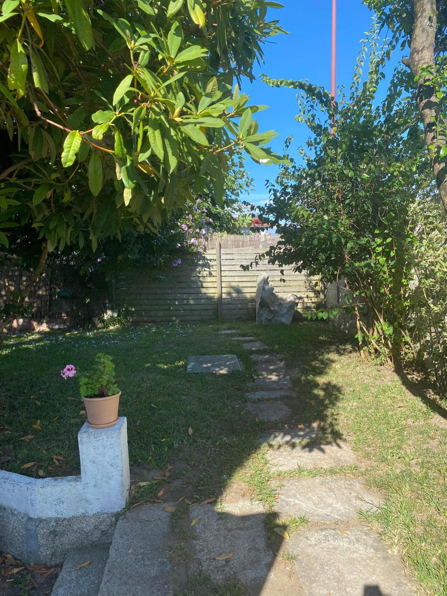 Chalet Adosado Independiente En Vigo - Canido Oya Exterior photo